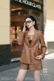 Quần short dáng chữ A nhẹ dài trên gối