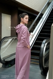Áo cotton ôm vừa cổ có mũ tay dài khóa trước
