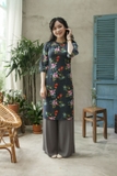 Áo dài cách tân thân hoa màu xanh đen