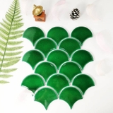 Gạch mosaic vẩy cá gốm men rạn xanh lá 290*274*6,5mm
