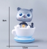 meo-xam-ngoi-coc-xanh