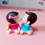 doi-be-hon-nhau-nhua-xanh-hong