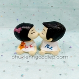 doi-be-hon-nhau-mau-trang-nhua