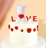 gau-trang-kem-chu-love