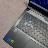 MSI Cyborg 15 - Bàn phím trái