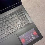 MSI Sword 16 HX - Bàn phím phải