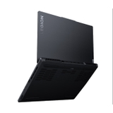 Lenovo Legion 5 R7000P - Đế tản