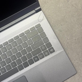 MSI Thin 15 - Bàn phím phải