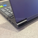 HP Victus 15 - Góc phải