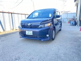 TOYOTA VOXY HYBRID -1800cc - 23.8km／リットル (Dòng xe gia đình cao cấp) - Model 2014/04 - Shaken (車検) full 2 years
