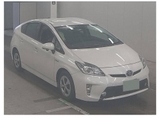 TOYOTA PRIUS - 1800cc - Model 2014 (H26) - Shaken full 2 years