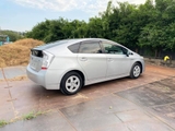 TOYOTA PRIUS HYBRID - 1800cc - 30km/リットル - Km 117000 - Shaken full 2 years