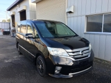 NISSAN - SERENA - HighwaySTAR - 2000cc ( 13.2km／リットル) - Model 2012 - Shaken full 2 years