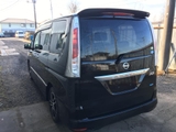 NISSAN - SERENA - HighwaySTAR - 2000cc ( 13.2km／リットル) - Model 2012 - Shaken full 2 years