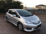 HONDA FIT SHUTTLE - HYBRID - 1300cc - (30.0km／リットル) - Model 2011 (H23) - Shaken full 2 years