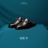 SIZE 37