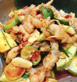 Chân gà tươi rút xương