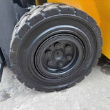 XE NÂNG CŨ KOMATSU 2.5 TẤN FE25-2-320903 (Xe 2021. Bình Khô 2021)