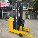 Xe nâng Komatsu 1,3 tấn điện đứng lái giá rẻ