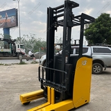 Xe nâng Komatsu 1,3 tấn điện đứng lái giá rẻ