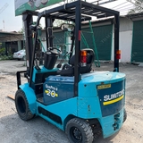 Xe nâng Sumitomo điện 2.0 tấn ngồi lái lốp kép cột chui công