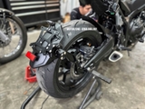Dè chắn bùn kèm pat biển số MK Lightech cho Honda CB650R