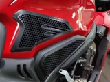 Dán chống trượt bình xăng Honda CB650R/ CBR650R