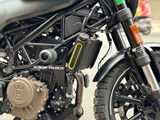 Chống đổ Evotech Husqvarna Svarpilen Vitpilen 200/401