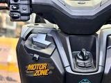 Nắp che hộc đồ Yamaha Nmax 155 2025+ Kèm móc treo đồ
