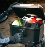 Thùng sau GIVI U37A - 37 Lít ốp nhôm