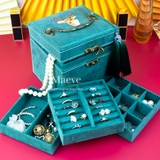 Hộp nhung 3 tầng hình hươu - xanh ngọc bích