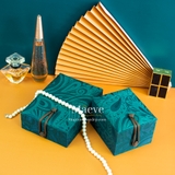 Hộp quà tặng vân ngọc thổ cẩm vừa - xanh lá cây đậm