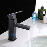 Vòi Lavabo Vuông Nóng Lạnh Inox Sơn Tĩnh Điện Đen LANKA LBNL09