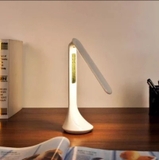 Đèn LED để bàn thông minh MoToM GST005W