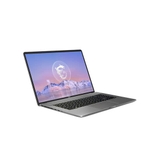 MSI Creator Z17 HX Studio A13VGT - cổng kết nối trái