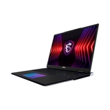 MSI Titan 18 HX - cổng kết nối phải