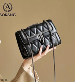TÚI DA ĐEN  AOKANG HỌA TIẾT QUẢ TRÁM