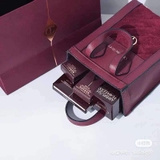 TÚI GIFT ĐEO CHÉO CHARLOTTE TILBURY ĐỎ MẬN