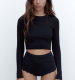 ÁO LEN CROP ĐEN DÀI TAY 3519/502 SIZE S