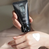 KEM CHỐNG NẮNG DBH UV SHIELD EGF/FGF/DNA SPF MÀU ĐEN 01/2026