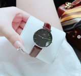 DANIEL WELLINGTON DÂY NÂU MẶT ĐEN DW00600177