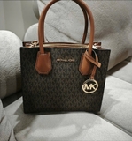 TÚI MK MERCER MEDIUM MÀU NÂU LOGO