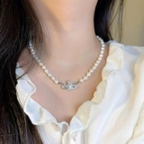 VÒNG CỔ NGỌC TRAI VIVIENNE WESTWOOD