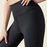 QUẦN LEGGING ĐEN NỮ LINING AULQ176-1
