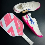 GIÀY ASICS GEL-DEDICATE 8 GS TRẮNG ĐẾ HỒNG 1044A077-105