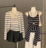 SET ÁO 2 DÂY KẺ KÈM CARDIGAN MỎNG WGWE 6850