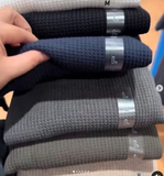 ÁO THUN VẢI WAFFLE CỔ HENLEY UNIQLO 341-486104