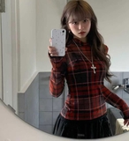 ÁO THUN DÀI TAY ĐỎ KẺ WGWE 7082