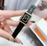 ĐỒNG HỒ ANNE KLEIN MẶT CHỮ NHẬT ĐÁ DÂY DA ĐEN 3820GPBK