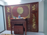 vách ngăn thờ gỗ gõ KT: dài 3m08 x cao 2m50